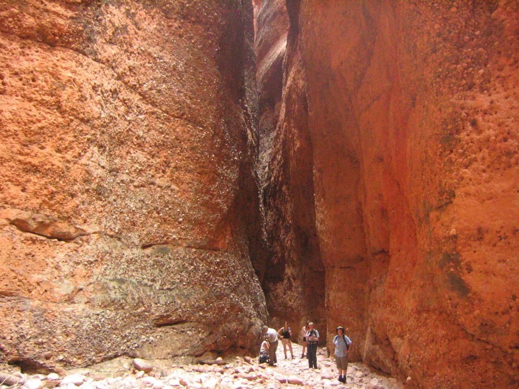 Echidna Chasm - walking tour